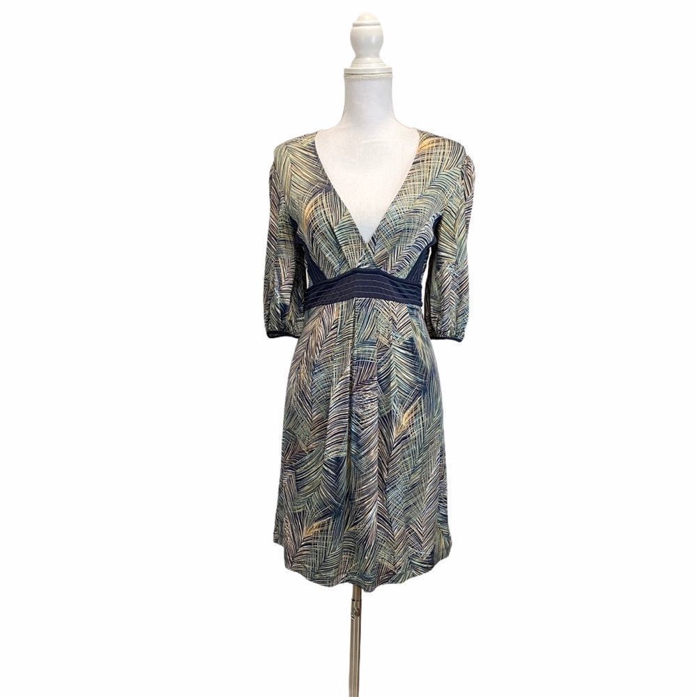 BCBGMaxAzria V neck XS Elbow Sleeve Ink Combo Mini Pleated Casual Fun Dress